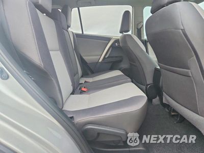 Zdjęcie 10 z 12 samochodu: 2014 TOYOTA RAV4 XLE VIN:2T3WFREV8EW075307 - miniatura