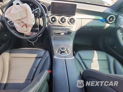 Zdjęcie 8 z 12 samochodu: 2019 MERCEDES-BENZ C 300 4MATIC VIN:55SWF8EB0KU306572 - miniatura