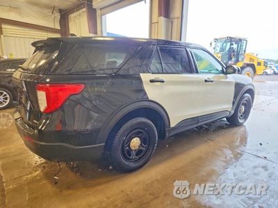Trzecie zdjęcie samochodu z tyłu: 2021 FORD EXPLORER POLICE INTERCEPTOR VIN:1FM5K8AW3MNA07238 - miniatura