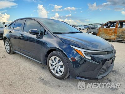 Czwarte zdjęcie samochodu z boku: 2025 TOYOTA COROLLA HYBRID LE VIN:JTDBCMFE1S3105397 - miniatura