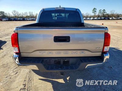 Zdjęcie 6 z 13 samochodu: 2017 TOYOTA TACOMA SR5 V6 VIN:5TFAZ5CN2HX040291 - miniatura