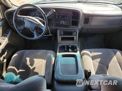Zdjęcie 8 z 12 samochodu: 2006 GMC SIERRA VIN:1GTHK23D16F140717 - miniatura