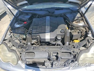 Zdjęcie 11 z 12 samochodu: 2003 MERCEDES-BENZ C 240 VIN:WDBRF61J23E011751 - miniatura