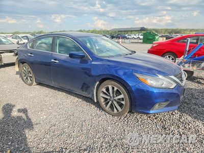 Czwarte zdjęcie samochodu z boku: 2017 NISSAN ALTIMA 2.5 SR VIN:1N4AL3AP0HC258155 - miniatura