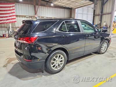 Trzecie zdjęcie samochodu z tyłu: 2022 CHEVROLET EQUINOX LT VIN:3GNAXKEV1NL233516 - miniatura