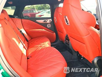 Zdjęcie 11 z 13 samochodu: 2025 BMW XM VIN:5YM23CS01S9Z15606 - miniatura