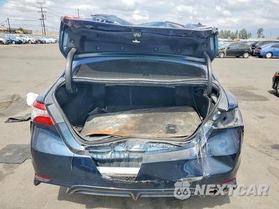 Zdjęcie 6 z 12 samochodu: 2018 TOYOTA CAMRY SE VIN:4T1B11HK7JU618827 - miniatura
