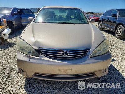Piąte zdjęcie samochodu w środku: 2006 TOYOTA CAMRY LE VIN:4T1BE30K36U727269 - miniatura