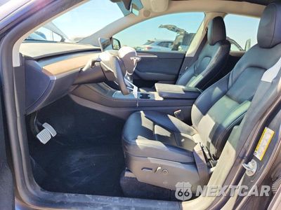 Zdjęcie 7 z 12 samochodu: 2023 TESLA MODEL Y VIN:7SAYGDEF4PF804593 - miniatura
