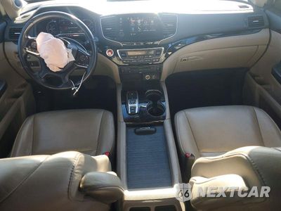 Zdjęcie 8 z 12 samochodu: 2019 HONDA PILOT TOURING VIN:5FNYF6H91KB017644 - miniatura