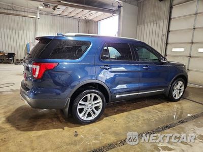 Trzecie zdjęcie samochodu z tyłu: 2017 FORD EXPLORER XLT VIN:1FM5K8D80HGB57802 - miniatura