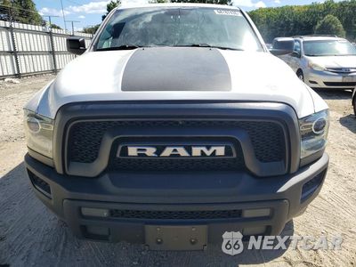 Piąte zdjęcie samochodu w środku: 2021 RAM 1500 CLASSIC SLT VIN:1C6RR7LT1MS518731 - miniatura