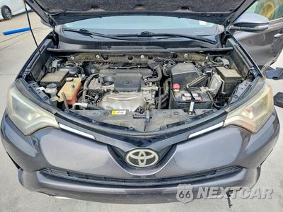 Zdjęcie 12 z 13 samochodu: 2017 TOYOTA RAV4 XLE VIN:JTMWFREV3HJ130541 - miniatura