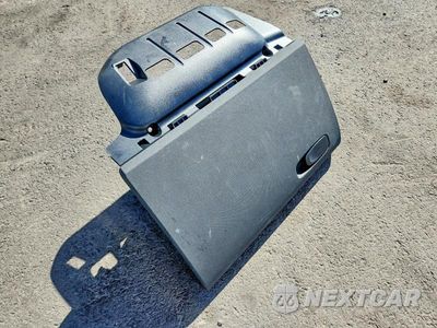 Zdjęcie 12 z 13 samochodu: 2023 POLESTAR 2 VIN:YSMED3KA2PL124768 - miniatura