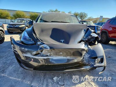 Piąte zdjęcie samochodu w środku: 2024 TESLA MODEL Y VIN:7SAYGDEE7RF991046 - miniatura