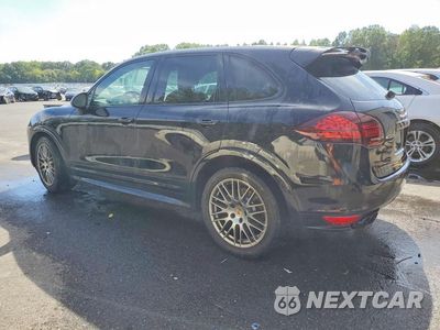 Drugie zdjęcie samochodu z przodu: 2013 PORSCHE CAYENNE GTS VIN:WP1AD2A22DLA79243 - miniatura