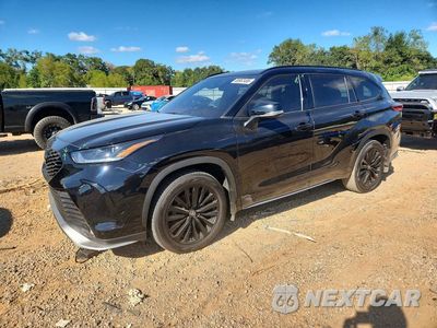 2023 TOYOTA HIGHLANDER XSE 5TDKDRAHXPS508330 - główne zdjęcie licytacji z USA - miniatura