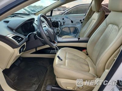 Zdjęcie 7 z 13 samochodu: 2013 LINCOLN MKZ VIN:3LN6L2G9XDR806267 - miniatura