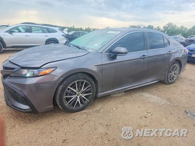 2023 TOYOTA CAMRY SE 4T1G11AK4PU743681 - główne zdjęcie licytacji z USA - miniatura
