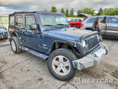 Czwarte zdjęcie samochodu z boku: 2008 JEEP WRANGLER UNLIMITED SAHARA VIN:1J4GA59188L608759 - miniatura