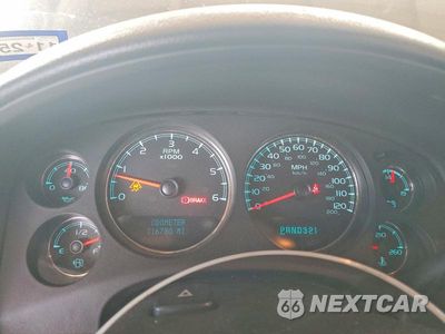 Zdjęcie 9 z 13 samochodu: 2007 CHEVROLET SUBURBAN C1500 VIN:1GNFC16JX7J263518 - miniatura