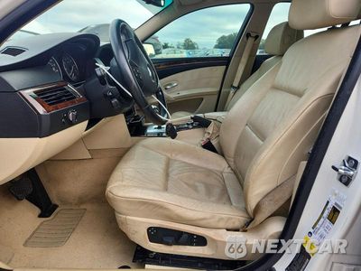 Zdjęcie 7 z 12 samochodu: 2009 BMW 528 I VIN:WBANU53549C117507 - miniatura