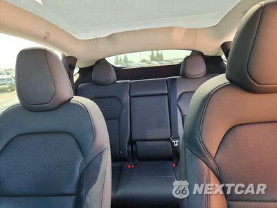 Zdjęcie 10 z 13 samochodu: 2026 TESLA MODEL Y VIN:7SAYGDEE3TF365842 - miniatura