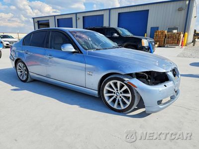 Czwarte zdjęcie samochodu z boku: 2011 BMW 328 XI SULEV VIN:WBAPK5C56BA655996 - miniatura