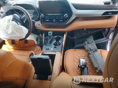 Zdjęcie 8 z 12 samochodu: 2021 TOYOTA HIGHLANDER HYBRID PLATINUM VIN:5TDEBRCH3MS015746 - miniatura