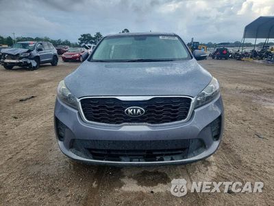 Piąte zdjęcie samochodu w środku: 2020 KIA SORENTO LX VIN:5XYPG4A31LG625774 - miniatura