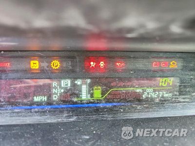 Zdjęcie 9 z 12 samochodu: 2012 TOYOTA PRIUS V THREE VIN:JTDZN3EU2C3136462 - miniatura