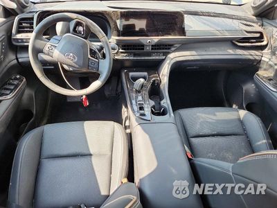 Zdjęcie 8 z 13 samochodu: 2026 TOYOTA CROWN SIGNIA LIMITED VIN:JTDACAAJ9T3046129 - miniatura