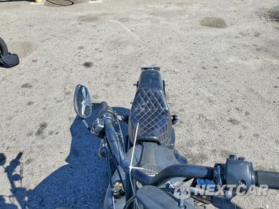 Piąte zdjęcie samochodu w środku: 2009 HARLEY-DAVIDSON FXDB VIN:1HD1GX43X9K319192 - miniatura