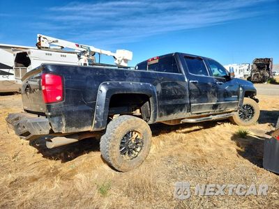 Trzecie zdjęcie samochodu z tyłu: 2016 CHEVROLET SILVERADO K3500 LTZ VIN:1GC4K0C86GF241436 - miniatura