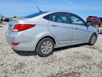 Trzecie zdjęcie samochodu z tyłu: 2016 HYUNDAI ACCENT SE VIN:KMHCT4AE1GU075942 - miniatura