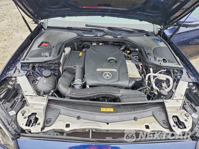 Zdjęcie 11 z 12 samochodu: 2019 MERCEDES-BENZ E 300 4MATIC VIN:WDDZF4KB7KA516791 - miniatura