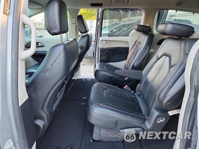 Zdjęcie 11 z 13 samochodu: 2019 CHRYSLER PACIFICA TOURING L VIN:2C4RC1BG2KR537654 - miniatura