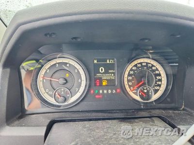 Zdjęcie 9 z 12 samochodu: 2013 RAM 1500 SLT VIN:3C6JR6EP6DG524328 - miniatura