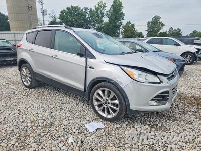 Czwarte zdjęcie samochodu z boku: 2016 FORD ESCAPE SE VIN:1FMCU0G92GUC39540 - miniatura