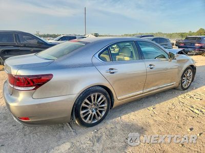Trzecie zdjęcie samochodu z tyłu: 2017 LEXUS LS 460 VIN:JTHBL5EF1H5145426 - miniatura