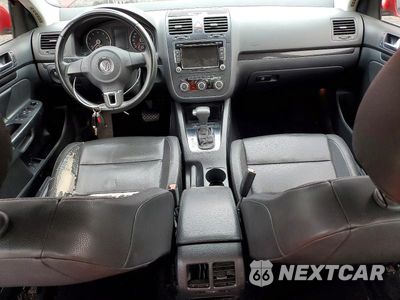Zdjęcie 8 z 12 samochodu: 2010 VOLKSWAGEN JETTA SE VIN:3VWRZ7AJ2AM055316 - miniatura