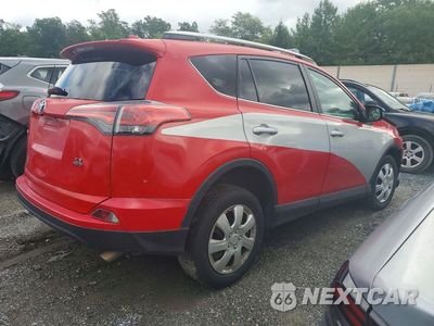 Trzecie zdjęcie samochodu z tyłu: 2017 TOYOTA RAV4 LE VIN:2T3BFREV7HW597185 - miniatura
