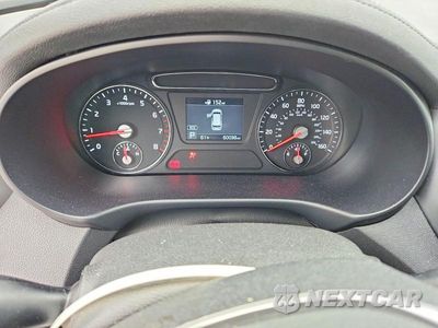 Zdjęcie 9 z 14 samochodu: 2019 KIA SORENTO LX VIN:5XYPG4A33KG551479 - miniatura