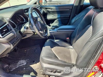 Zdjęcie 7 z 12 samochodu: 2018 TOYOTA CAMRY SE VIN:4T1B11HK7JU647177 - miniatura