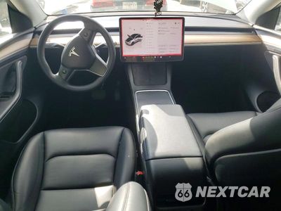 Zdjęcie 8 z 12 samochodu: 2023 TESLA MODEL Y VIN:7SAYGDEE6PA109343 - miniatura