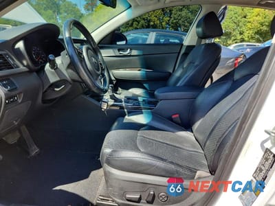 Zdjęcie 7 z 12 samochodu: 2016 KIA OPTIMA EX VIN:5XXGU4L35GG086687 - miniatura