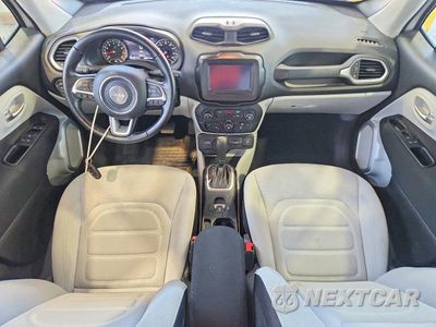 Zdjęcie 8 z 13 samochodu: 2021 JEEP RENEGADE LATITUDE VIN:ZACNJDBB5MPM54072 - miniatura