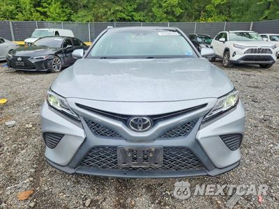 Piąte zdjęcie samochodu w środku: 2018 TOYOTA CAMRY SE VIN:4T1B11HK3JU035722 - miniatura