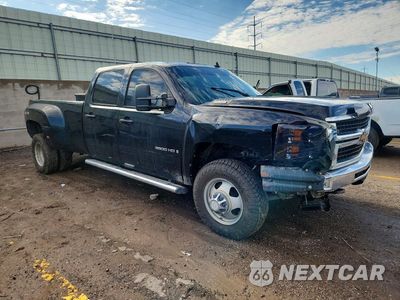 Czwarte zdjęcie samochodu z boku: 2008 CHEVROLET SILVERADO C1500 HIGH COUNTRY VIN:1GCJK33658F149447 - miniatura