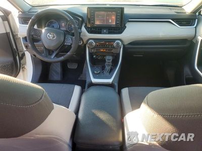 Zdjęcie 8 z 13 samochodu: 2020 TOYOTA RAV4 HYBRID XLE VIN:2T3RWRFV8LW077907 - miniatura